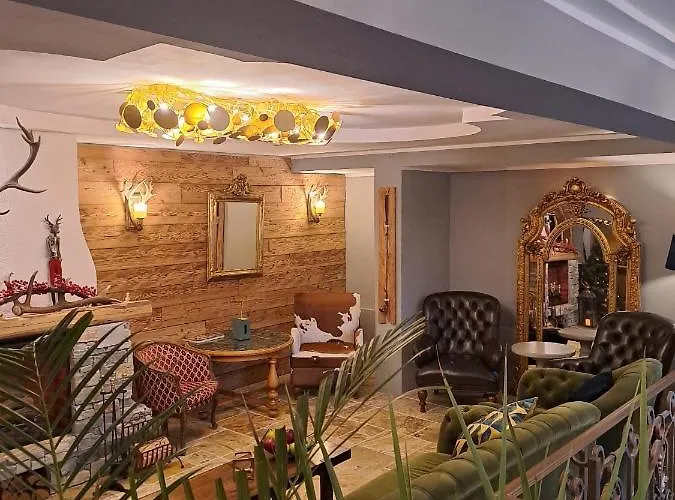 Zwei Hirsche Lodge *