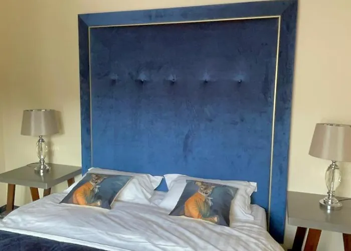 Zwei Hirsche Lodge *