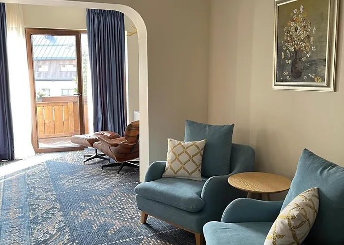 Zwei Hirsche * Зеефельд в Тироле